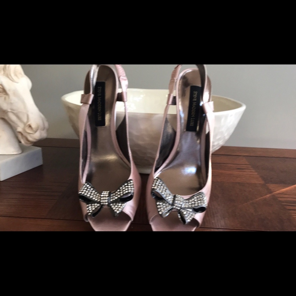 Steve Madden Pink Satin Evening Shoe